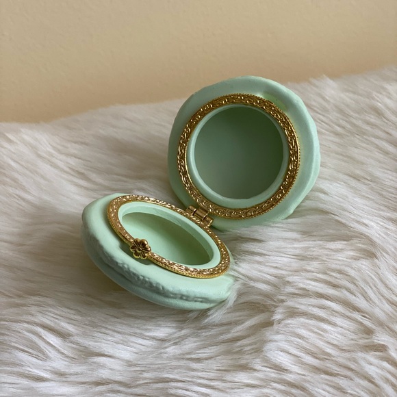 Macaron Ceramic Trinket Gift Box - Various Colors Available - Picture 6 of 15